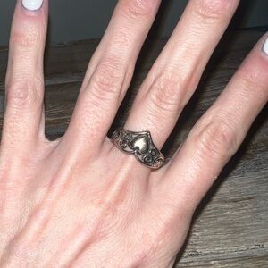 Premier Designs Vintage Sterling Silver Heart Band Ring Size 7